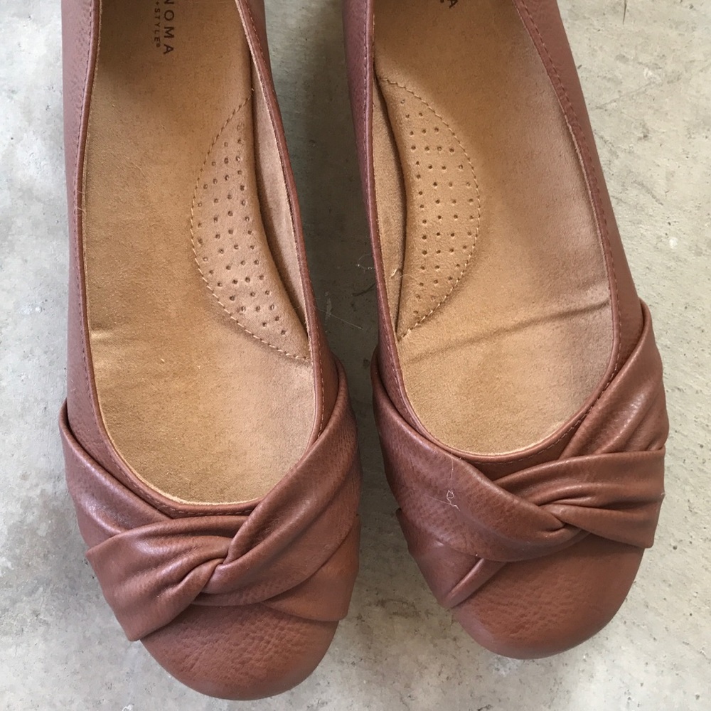 Sonoma brown flats size 9.5